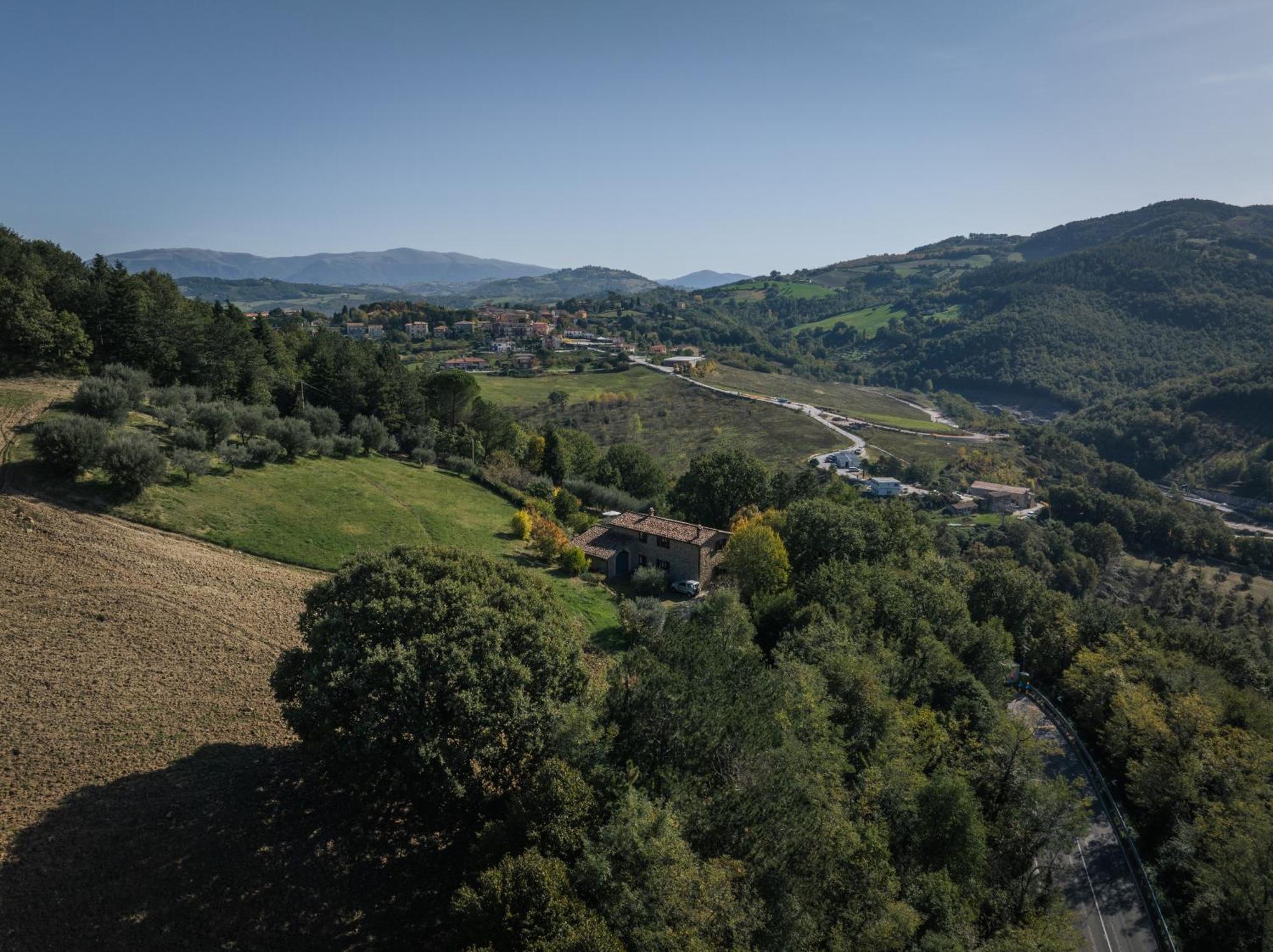 Agriturismo Casa Del Nonno Valfabbrica Ngoại thất bức ảnh